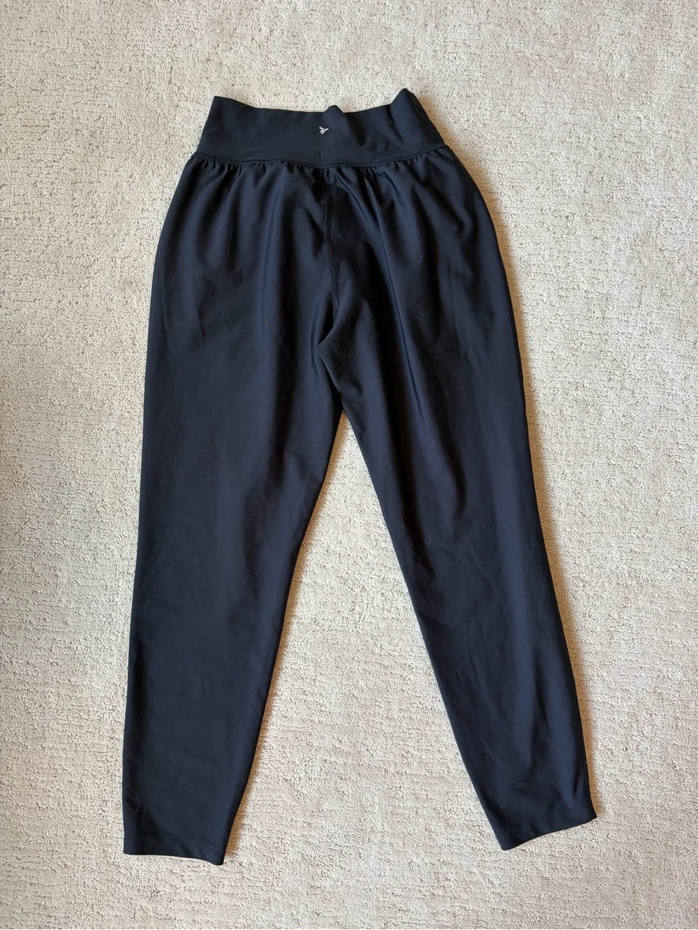 Old Navy Black Drawstring Joggers - Picture 3 of 3